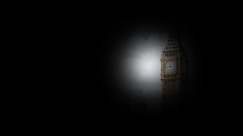 Big Ben on a cloudy day as seen by someone with tunnel vision