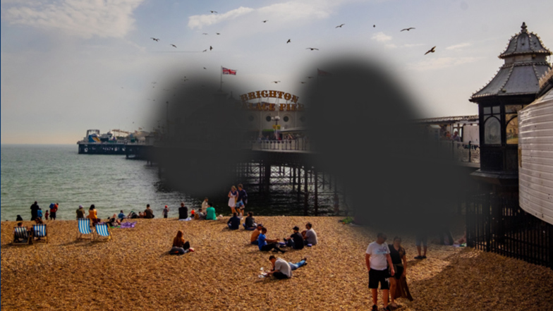 Brighton Palace Pier as seen by someone with macular degeneration