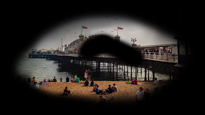 Brighton Palace Pier as seen by someone with glaucoma