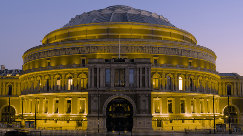 Royal Albert Hall lit up at night as seen by someone with deuteranopia