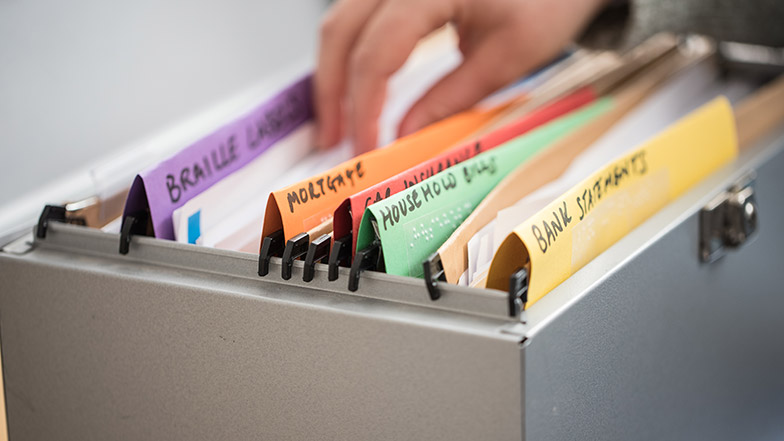 Picture of a folder with coloured dividers